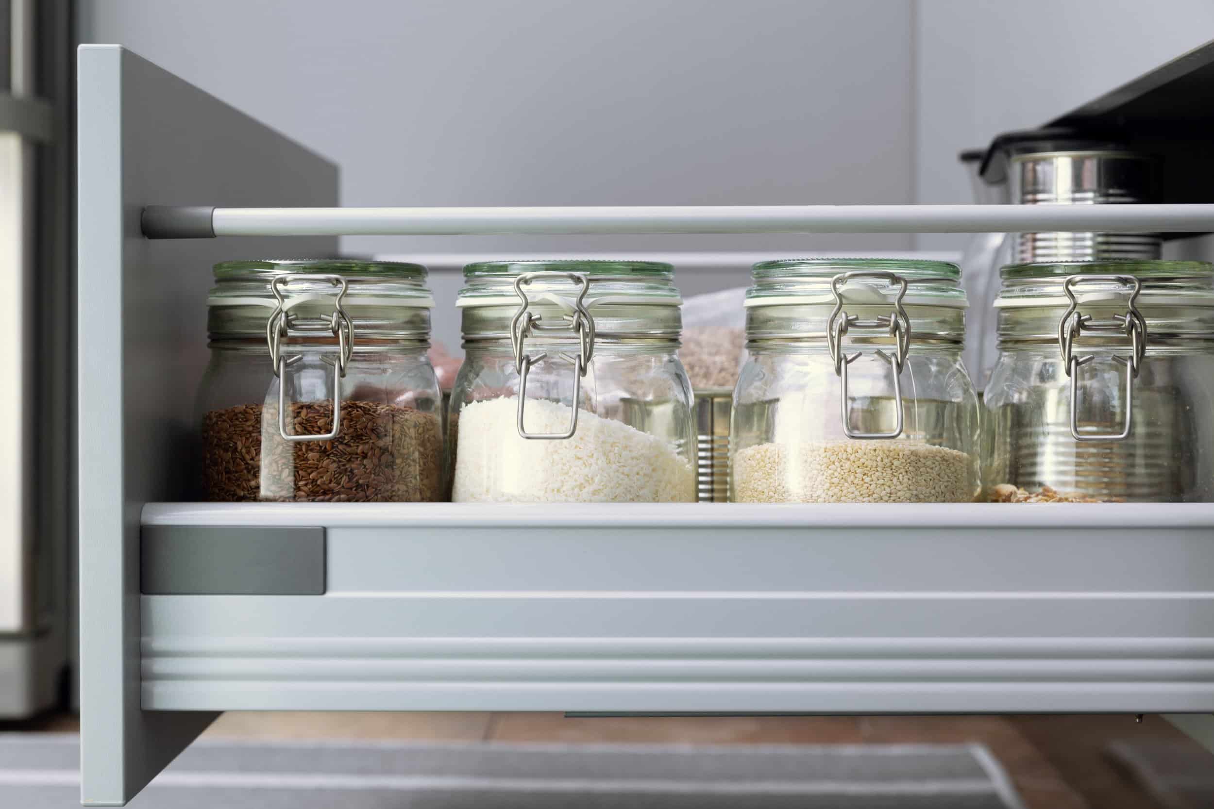 Beautifully decluttered kitchen drawer